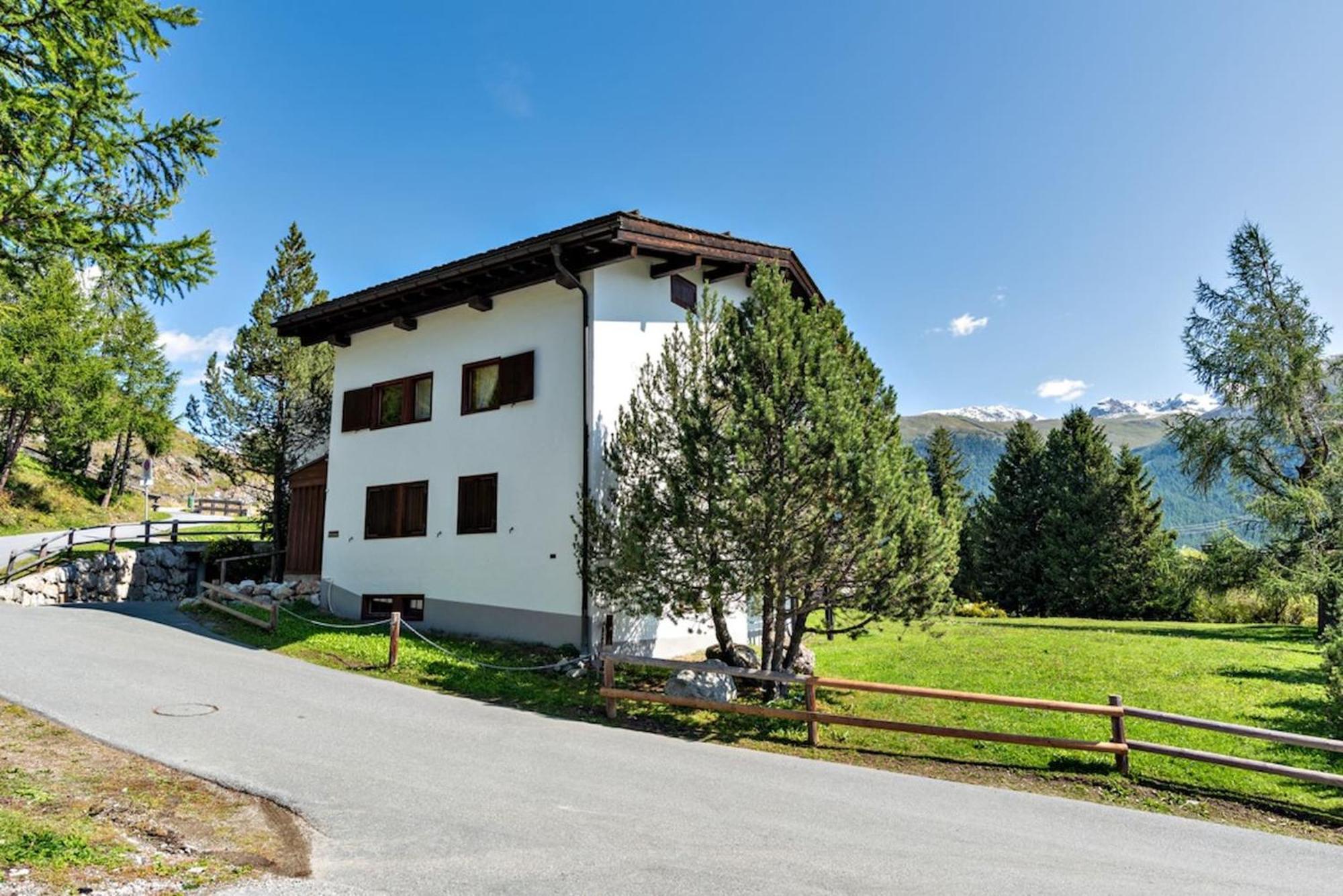Chesa Trisur - Celerina Apartment Celerina/Schlarigna Luaran gambar