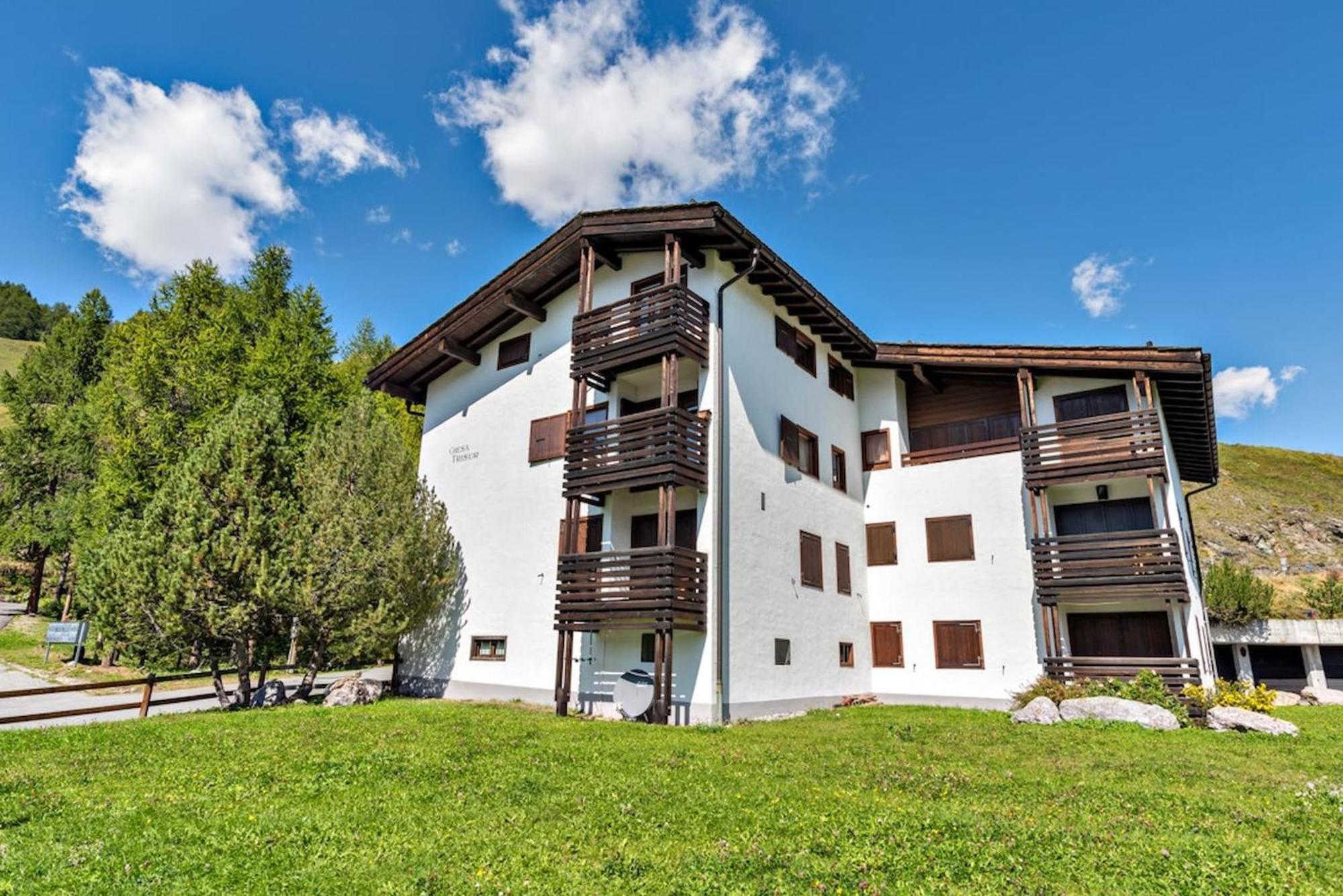 Chesa Trisur - Celerina Apartment Celerina/Schlarigna Luaran gambar