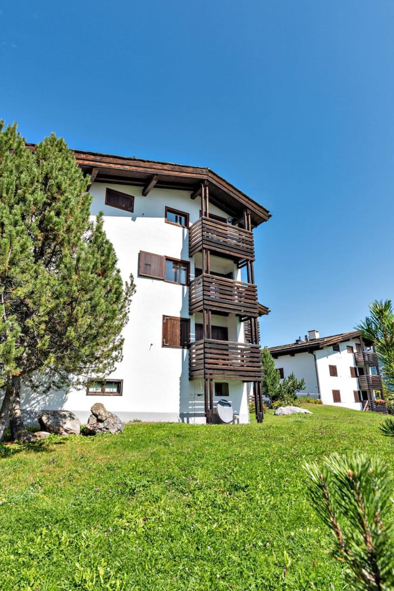 Chesa Trisur - Celerina Apartment Celerina/Schlarigna Luaran gambar